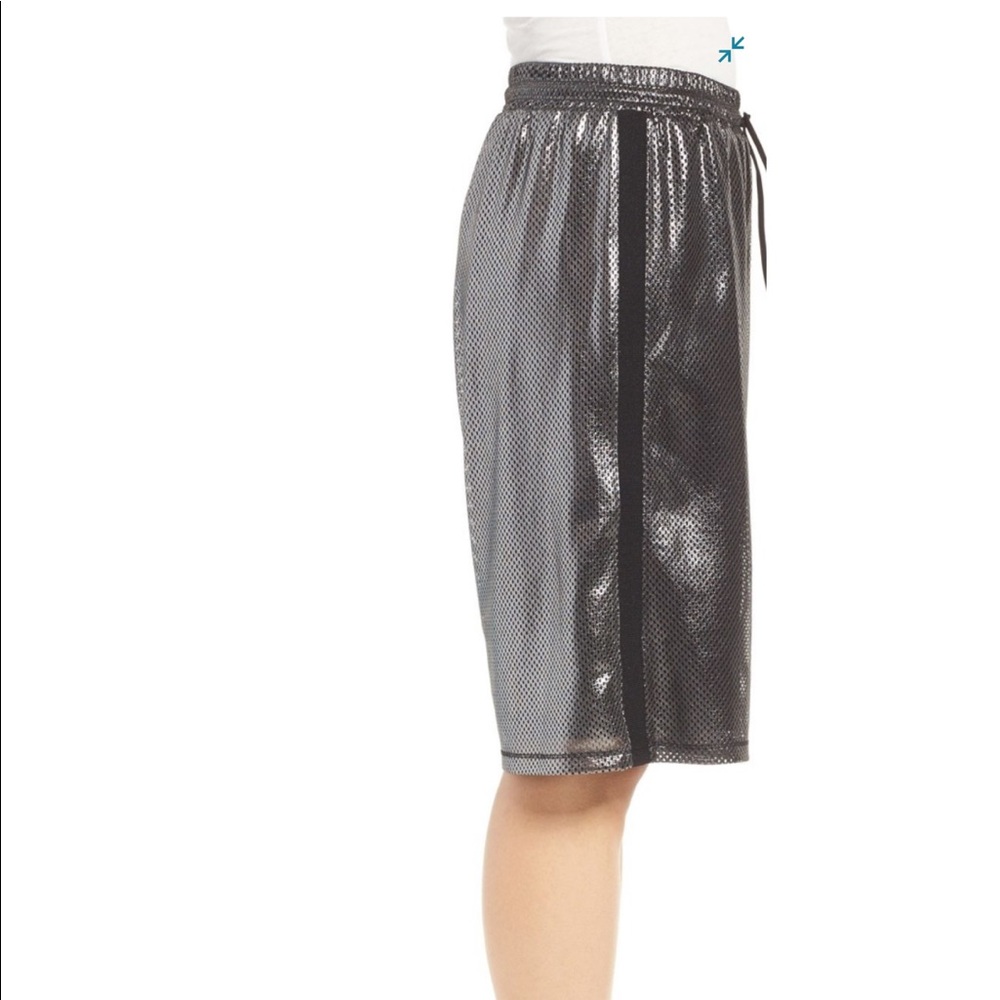 💕SOLD💕 IVY PARK Metallic Shorts - Picture 2 of 3